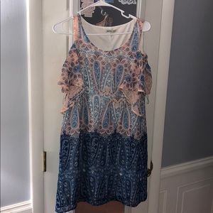 gorgeous paisley printed shift dress. never worn.